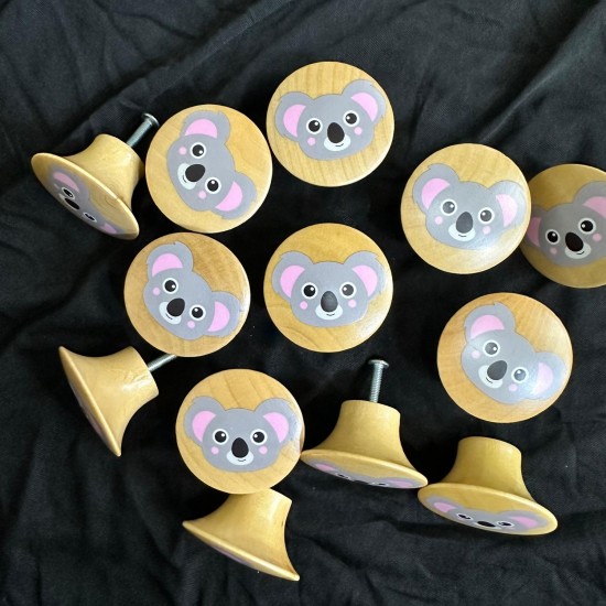 KULP-34 Ahşap Vernikli Kulp Kuala Desenli